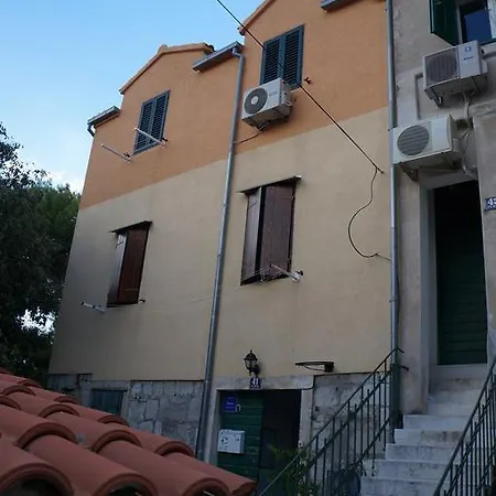 Apartmán Varos *