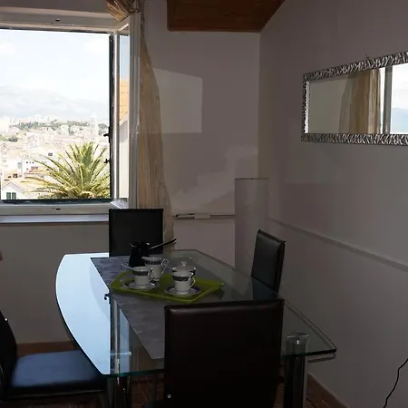 Varos Apartmán